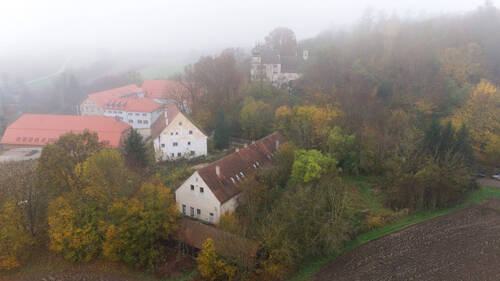 Elizenhof und Nebengebäude - Elizenhof - 480.000,00 EUR Kaufpreis, ca.  1,05 m² Wohnfläche