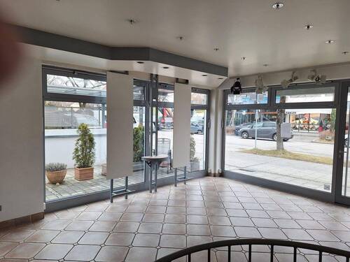 Bild 2 - Gewerbeobjekt (Büro, Produktion, Verkauf) zur Miete in Haar