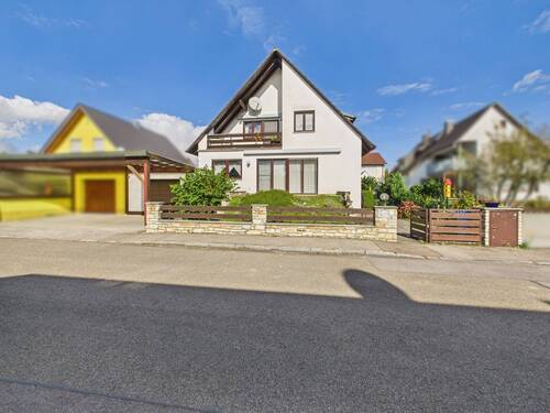 Außenansicht - 6 Zimmer Mehrfamilienhaus, Wohnhaus in Ingolstadt