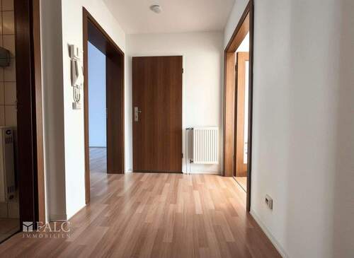 Flur - 2 Zimmer Etagenwohnung zum Kaufen in Lohmar