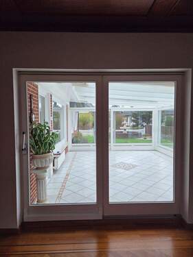 Blick vom Großen Wohnzimmer in den Wintergarten - 