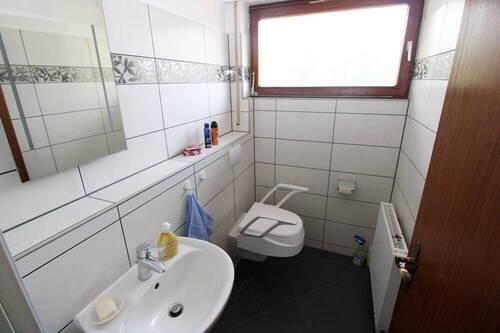 WC - 
