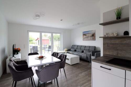 F1.jpg - 4 Zimmer Doppelhaushälfte in Fuhlendorf