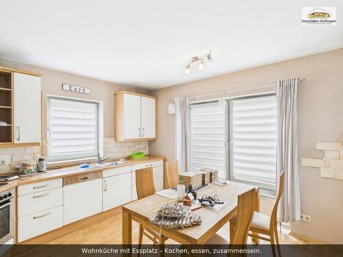 07_Wohnkueche_mit_Essplatz - 