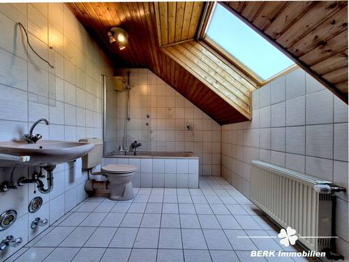 Badezimmer DG - 