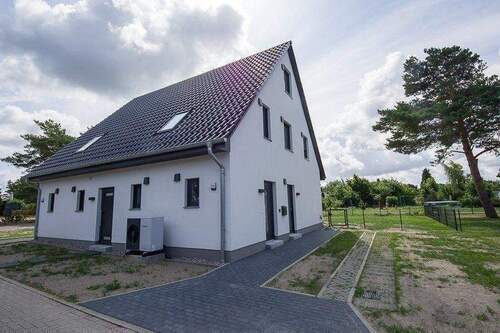 Außenansicht - Doppelhaushälfte mit 94,80 m² in Fuhlendorf zum Kaufen