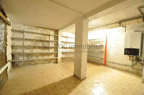 Kellerraum mit Außenzugang II - 