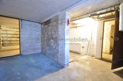 Durchgangsraum Keller - 