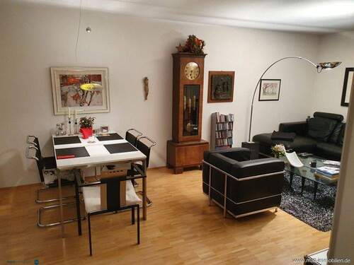 Essbereich im Wohnzimmer - 