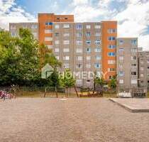 Gepflegte 4-Zimmer-Wohnung mit Loggia, EBK und Stellplatz in beliebter Lage - Laatzen Laatzen-Mitte