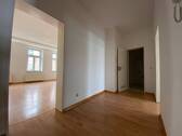 Diele - 2 Zimmer Etagenwohnung zum Kaufen in Leipzig