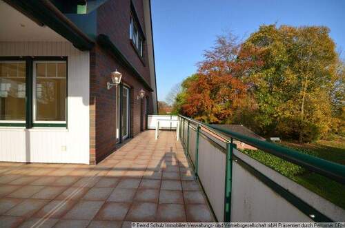 19 Terrasse (Bild 2021) - 