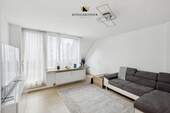 Helles Wohnzimmer - Helles 2-Zimmer-Appartement mit Loggia und Stellplatz
