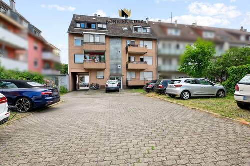 Großer Innenhof - 2 Zimmer Etagenwohnung zum Kaufen in Stuttgart