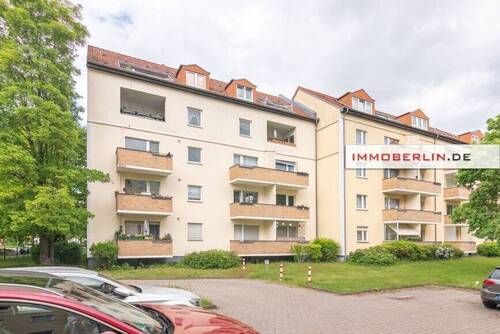 01 - 3 Zimmer Etagenwohnung zum Kaufen in Berlin / Staaken