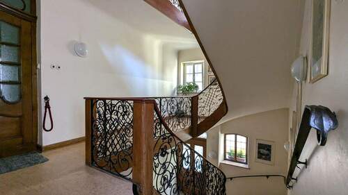 Hausflur - 7 Zimmer Büro zur Miete in Rothenburg ob der Tauber