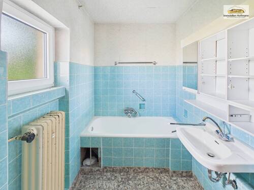 Tageslichtbad – Bestand mit Wanne_12 - 