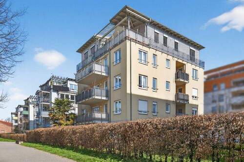 Wohnung verkaufen - Wohnen im Citypark: Helle 3-Zimmer-Wohnung mit Balkon, Aufzug und Tiefgarage