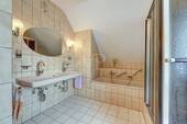 OG Badezimmer - 