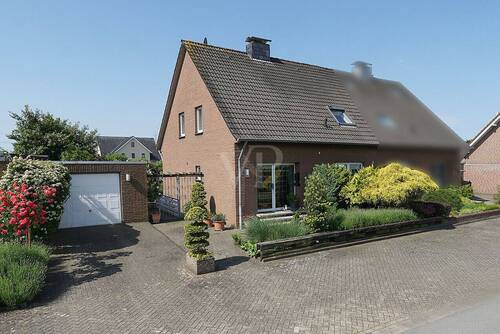 Strassenansicht - 
