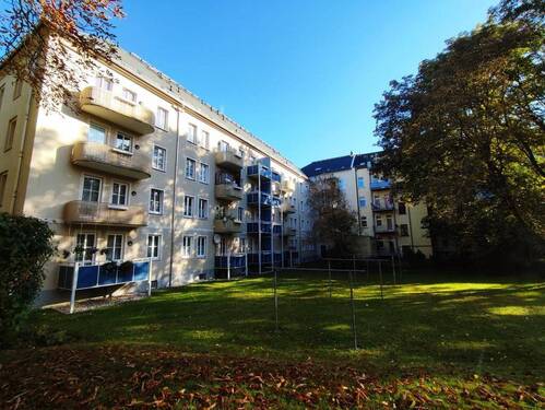 Hausansicht - Etagenwohnung mit 55,50 m² in Chemnitz zur Miete