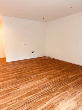 Wohnbereich.jpg - 2 Zimmer Etagenwohnung in Absberg