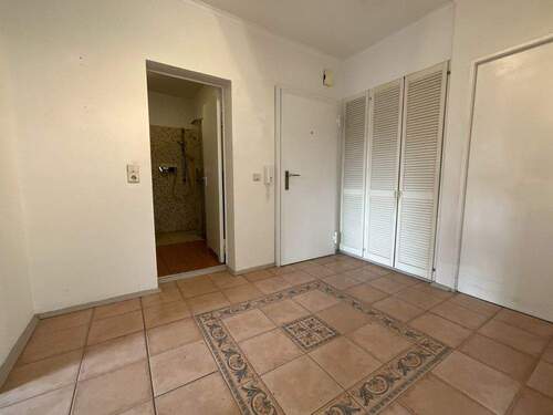 Flur aktuell - 2 Zimmer Etagenwohnung in Berlin / Wannsee