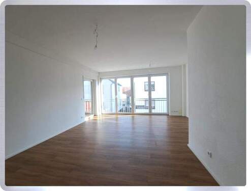 Blick Wohn- Essbereich - 4 Zimmer Etagenwohnung in Rodgau