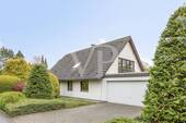 Vorderansicht - 6 Zimmer Einfamilienhaus in Köln