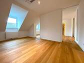Hell und lichtdurchflutet - Etagenwohnung mit 106,80 m² in Wiesbaden zur Miete