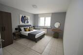 Schlafzimmer möbliert - 