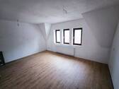 Wohnzimmer a - Etagenwohnung mit 110,00 m&sup2; in Oberhausen zur Miete