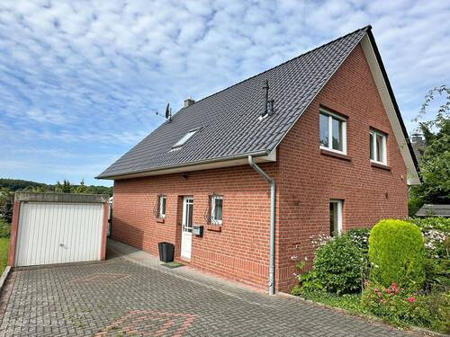 Ansicht - Gepflegtes Einfamilienhaus mit solider Ausstattung in der Bittermark