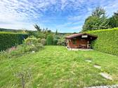 Garten mit Gartenhaus - 