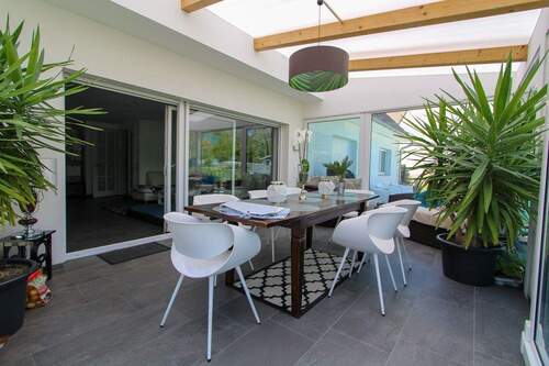 Wintergarten - Modernes Traumhaus in ruhiger Lage!