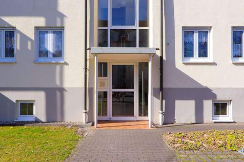 Außenansicht - Etagenwohnung mit 74,50 m&sup2; in Dresden zum Kaufen