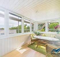 Oben ist es am SCHÖNSTEN! Top-gepflegte 2,5 Zi.-Whg. mit verglastem Balkon, Stellplatz und Aussicht! - Freiberg am Neckar / Beihingen
