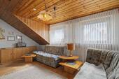 Zimmer 3 im Dachgeschoss - 