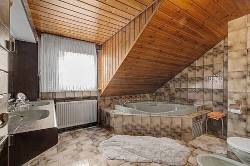 Tageslichtbadezimmer im Dachgeschoss - 