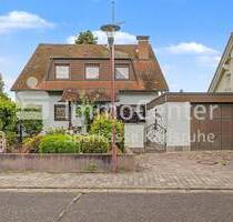 Charmantes Familienhaus mit Garten, Kaminzimmer und viel Platz zum Wohlfühlen - Philippsburg