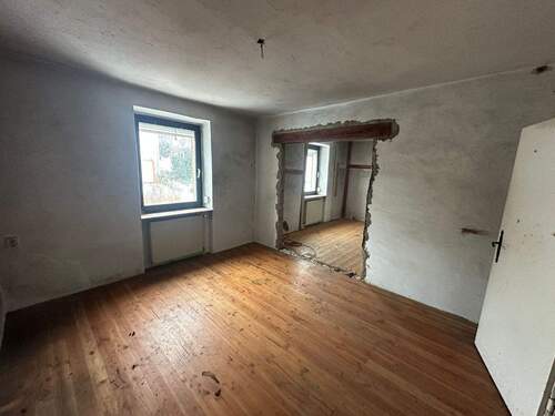 e5fc1c7b-37d3-41d3-b237-1d544ef52abf.JPG - Mehrfamilienhaus, Wohnhaus in Freudenburg zum Kaufen