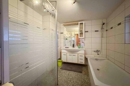 Bad - Doppelhaushälfte mit 114,00 m&sup2; in Lauf an der Pegnitz zum Kaufen