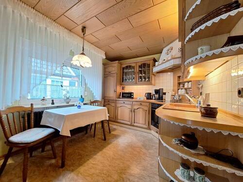 Küche - Mehrfamilienhaus, Wohnhaus mit 100,00 m&sup2; in Weener zum Kaufen