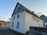 Rückansicht - Mehrfamilienhaus, Wohnhaus in Brilon zum Kaufen