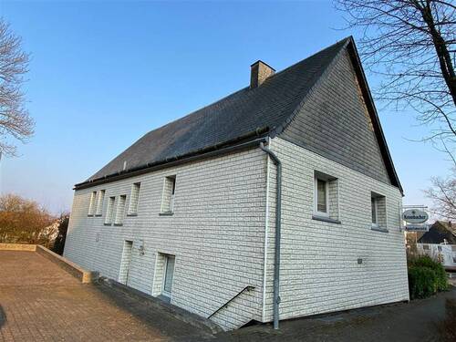 Straßenansicht - 