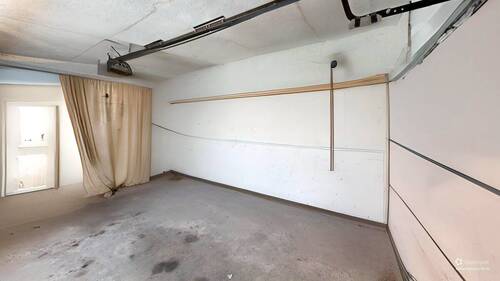Garage - 