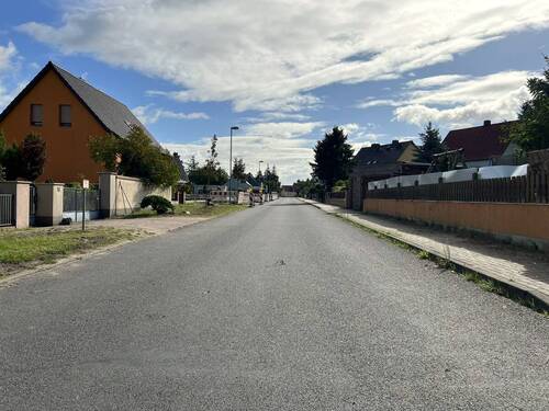 Straßenansicht - 