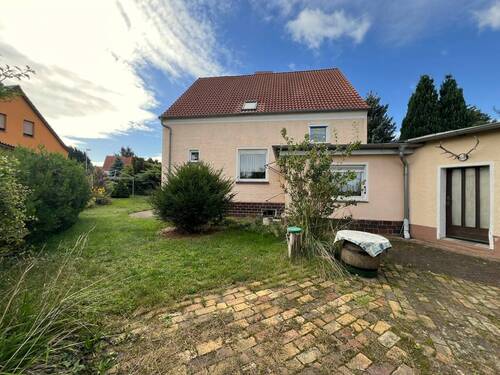 Objektrückseite - 7 Zimmer Einfamilienhaus in Muldestausee/ Schlaitz