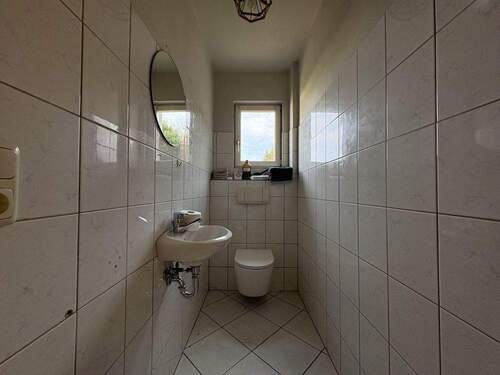 Gäste-WC Erdgeschoss - 