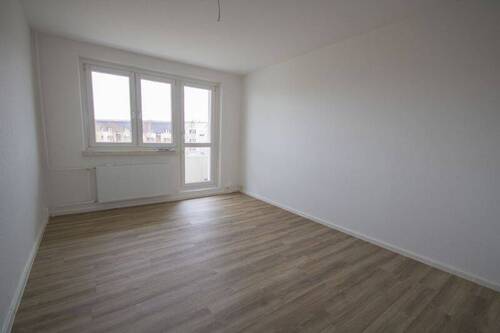 Wohnzimmer - 3 Zimmer Etagenwohnung in Halle (Saale)
